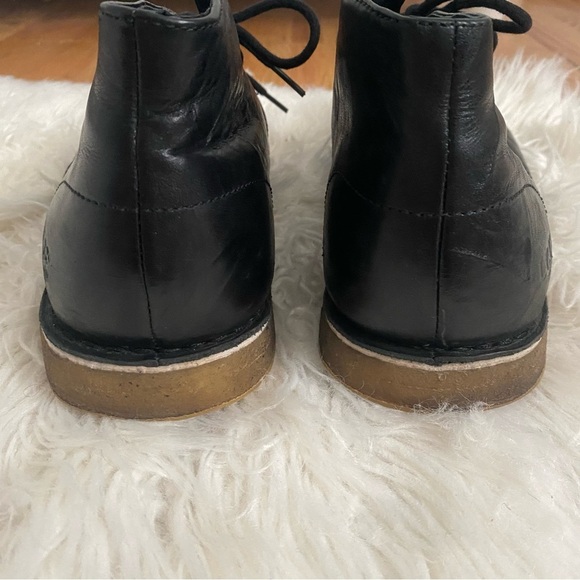 UGG Leighton Black Crepe Leather Lace Up Desert Chukka Boots Size 9 main image 7